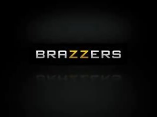 Brazzers - adolescenza come esso grande - grounded e pestate.