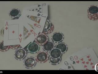 Xpervo - tökéletes aprótermetű diva fizet póker játékos -val neki punci