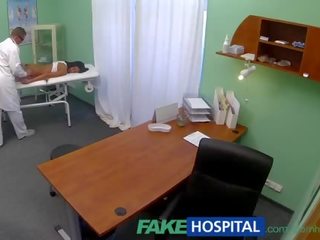 Fakehospital trẻ thiếu niên yêu không trên sinh kiểm soát uốn cong hơn vì bác sĩ cr