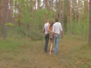 Amateur croatian threesome in the forest